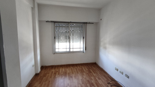 Imagen 5 de 7 de Departamento 2 Ambientes Con Cochera