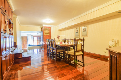 Espectacular Chalet En Castelar Norte