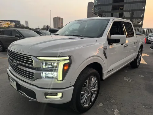 Ford Lobo 3.5 V6 Hev Platinum Plus 4X4 At
