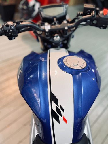 Imagen 16 de 25 de Tvs Rtr 160 0km No Bajaj Ns Nacked Rouser Sh