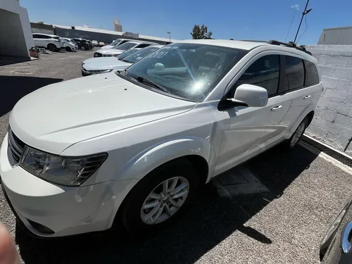 Dodge Journey 2.4 Sxt 7 Pasajeros At