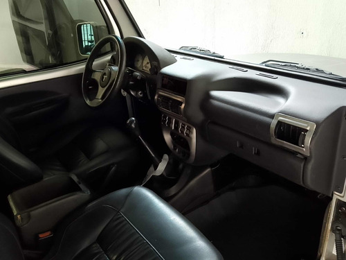 Troller T4 Teto Rigido 2.8 Tdi 4x4 2005 Prata Equipado