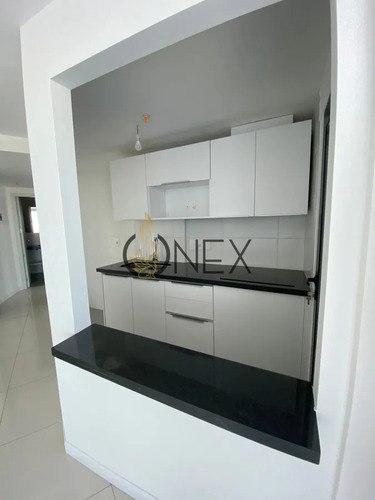 Apartamento En Venta Torre De La Defensa