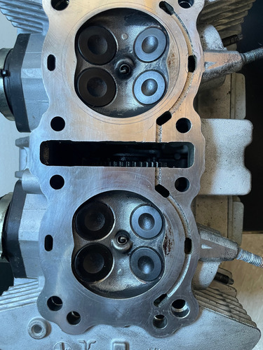 Tapa De Cilindro Royal Enfield 650