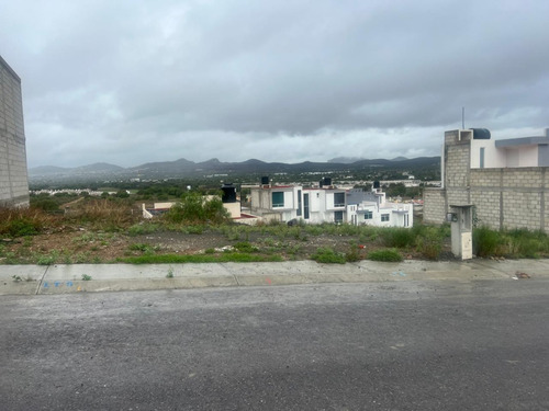 Gran Venta De 3 Lotes De Terreno En Privada San Cristobal