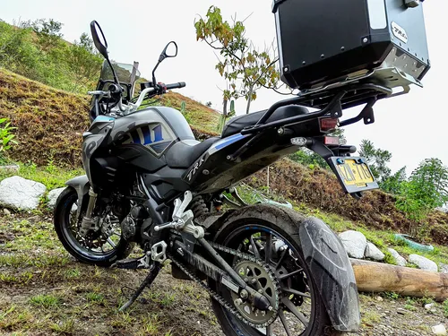 Benelli Trk 251