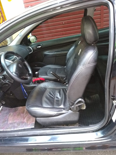 Peugeot 207 1.4 Xr Flex 3p
