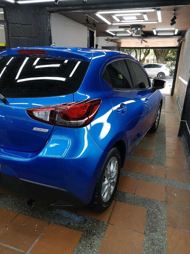 Mazda 2 Touring