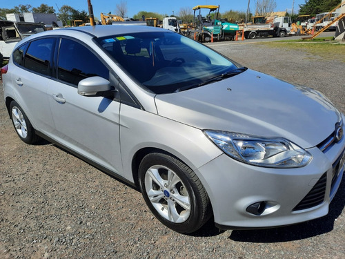 Imagen 2 de 13 de Ford Focus Iii 1.6 S 2014