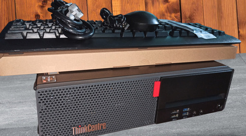 Cpu Lenovo M75s-1 Ryzen 3 3200g 128gb M.2 8gb Wifi Tec Y Mou (Usado)