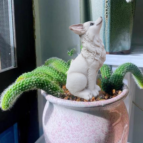 Figura De De Resina, Figura De Animal, Mirando Hacia Arriba