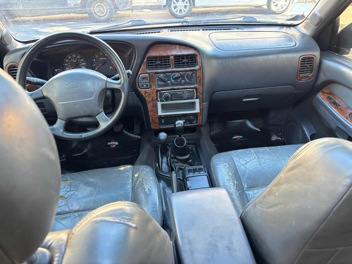 Nissan Pathfinder 3.3 Se
