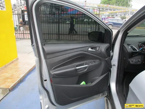 Ford Escape Titanium 4x4 2000cc At Aa