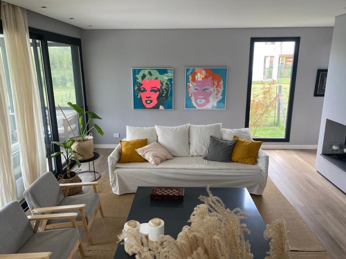 Imagen 9 de 30 de Lindísima Casa De 6 Amb Moderna Al Agua En Virazón, Nordelta