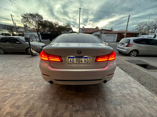 BMW Serie 5 3.0 530ia Sportline