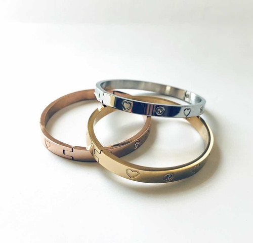 Imagen 3 de 4 de Pulsera Esclava Mujer Brazalete Acero Corazon Plateada