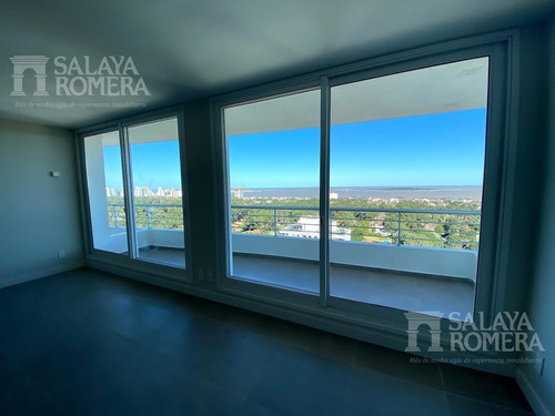 Imagen 6 de 9 de Venta Espectacular Apartamento 3 Dormitorios 4 Baños En Av Roosvelt , Punta Del Este Ref:3955495