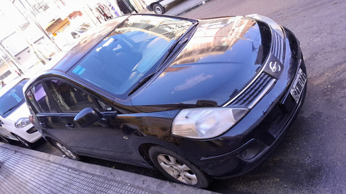 Nissan Tiida 1.8 Visia