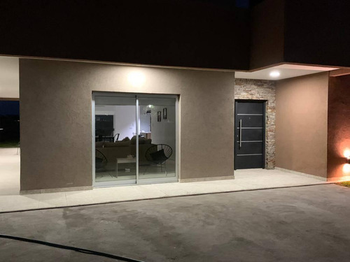 Venta Casa Country En Venta En Haras Del Sur Lll