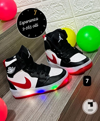 Calzado Jordan Para Niños. Botas Deportivas. Botas Con Luces