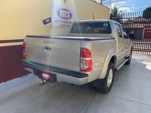 Imagem 4 de 10 de Toyota Hilux 2.7 Cd Sr 4x2 Flex