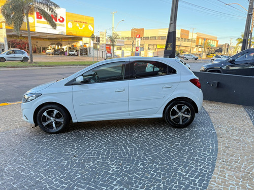 Chevrolet Onix 1.4 MPFI LTZ 8V FLEX 4P AUTOMÁTICO