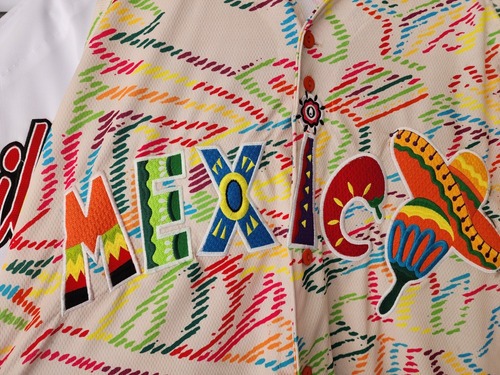 Jersey Mexico Fiesta Mexicana Bordado