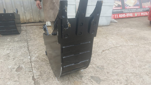 Concha Para Retroescavadeira New Holland De 30cm