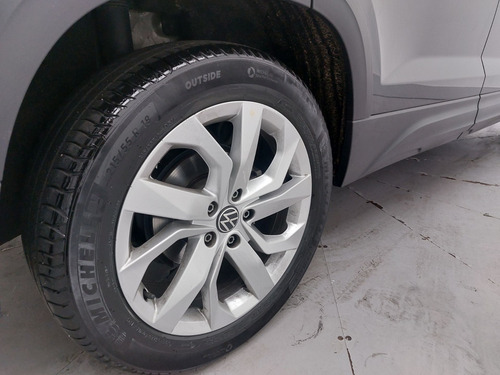 Volkswagen Taos 1.4 250 TSI TOTAL FLEX COMFORTLINE AUTOMÁTICO