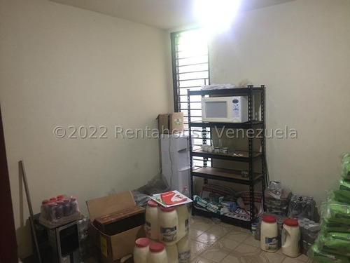 Imagen 2 de 25 de Casa A Solos 20 Metros De Av Libertadoren En Venta En Barquisimeto, Fundacíon Mendoza, Jose G. Lopez Tlf. 04145533925. Código 22-23256. Lara, Venezuela