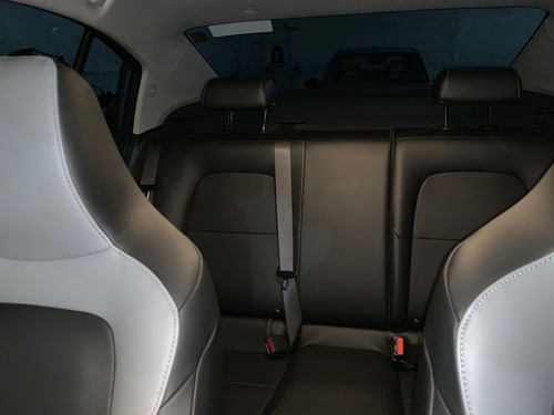 Imagen 13 de 15 de Chevrolet Onix 2021 1.2t Premier L At