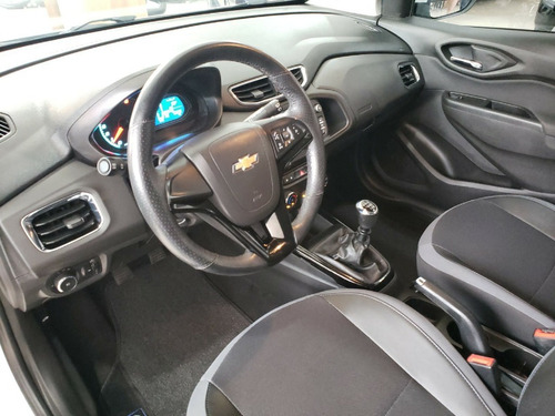 Imagem 8 de 11 de Chevrolet Onix 1.4 Mpfi Ltz 8v Flex 4p Manual