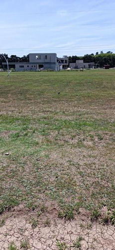 Lotes De 330 M2 En Barrio Cerrado Brisanova - Pueblo Esther