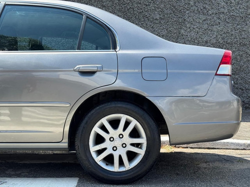 Honda Civic 1.7 Lxl 4p