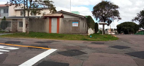 Imagem 2 de 25 de Esquina.ponto De Ônibus Na Frente.a Uma Quadra Do Posto De Saúde. - Mdc-004