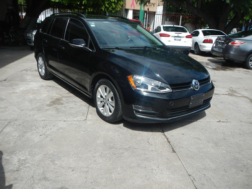 Imagen 2 de 12 de Golf Variant