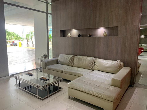 Imagen 5 de 14 de Se Alquila Apartamento Con Línea Blanca