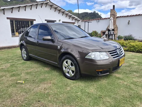 Volkswagen Jetta Europa 2011. Perfecto. Recibo Vehículo