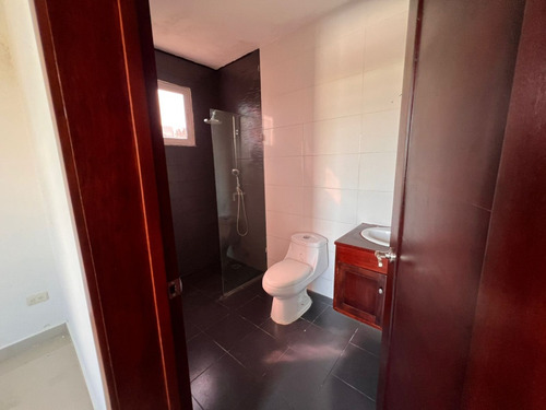 Apartamento En Venta Cerro Hermosoespacioso, Elegante Y