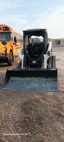 2022 Bobcat Mini Cargador Frontal T62 Maquinaria