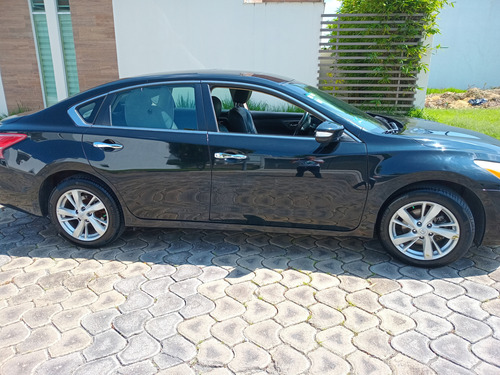 Nissan Altima 2.5 Advance At Piel Cvt