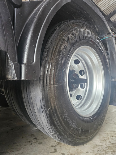 Iveco Stralis 440 6x2 Ano 2014