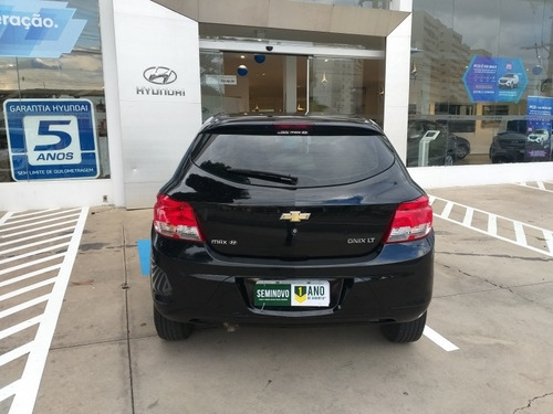 Chevrolet Onix 1.0 Mpfi Ls 8v Flex 4p Manual 2015/2015