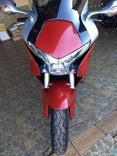Imagem 2 de 14 de Honda Vfr 1200f