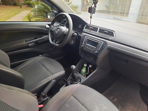 Imagem 5 de 10 de Volkswagem Novo/gol G7 Trendline Mcv 2017