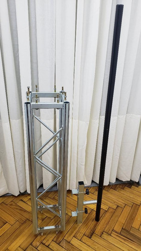 T De Iluminacion Con Truss De 1m 24 X 24 Y Extension De 1,5m
