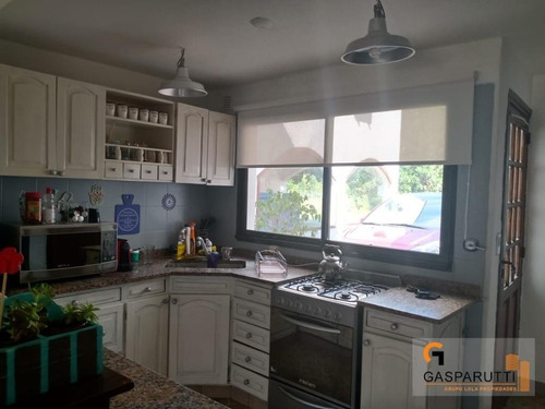Imagen 8 de 21 de Casa En Aranjuez Country Club 5 Ambientes Con Pileta!