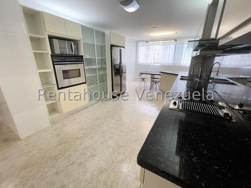 Jr-la Florida, Venta Apartamento Vip, 300 M2,conjunto Tipo Club, Piscina, Pozo,planta Electrica.