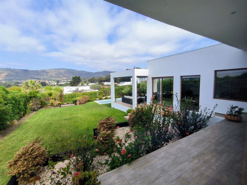 Preciosa, Luminosa Y Moderna Casa En Marbella