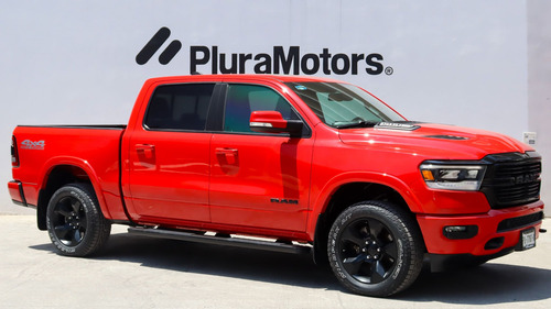RAM Ram 1500 Laramie Sport Crew Cab V8 8AT 4x4 Mild-H